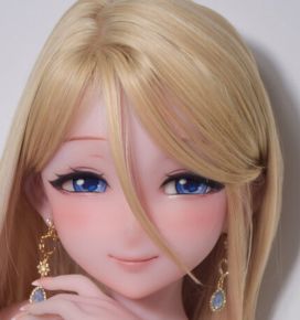 Mochizuki Rize (mouth closed)