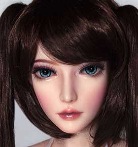 Ono Aiko (mouth closed)