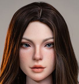 Nadia Voss (silicone, oral)