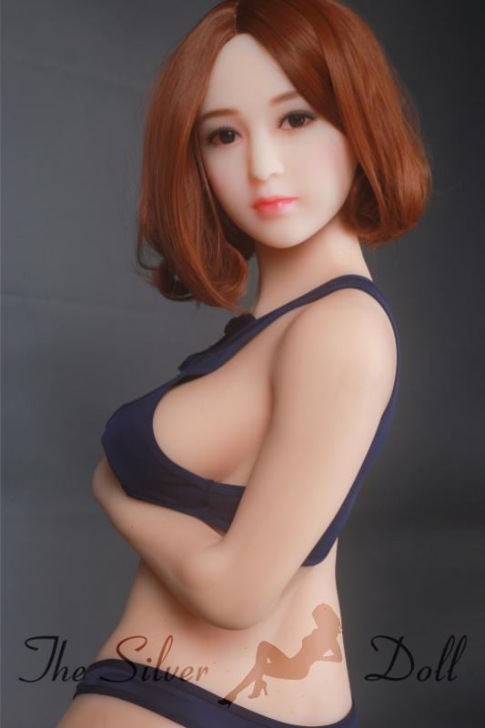 Xiaoyu at the photo studio