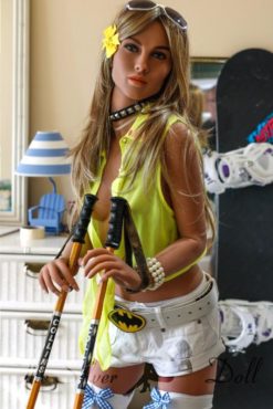 Haily gets ready for skiing