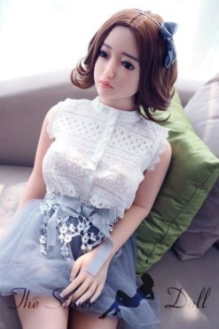 Jasmine in white lace shirt