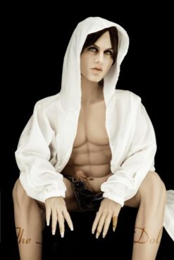 Nick en pantalones cortos