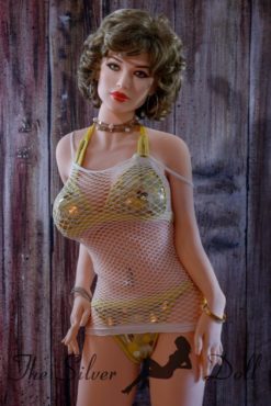 Gwen in bikini dorato