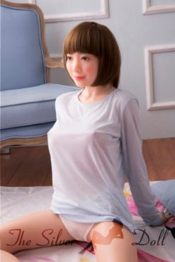 Airi en su sala de estar