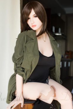 Eryn nue sur son balcon