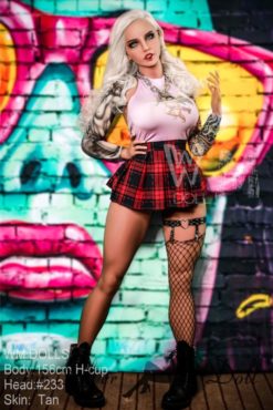 Pearl estudiante sexy