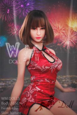 Meifeng in red qipao