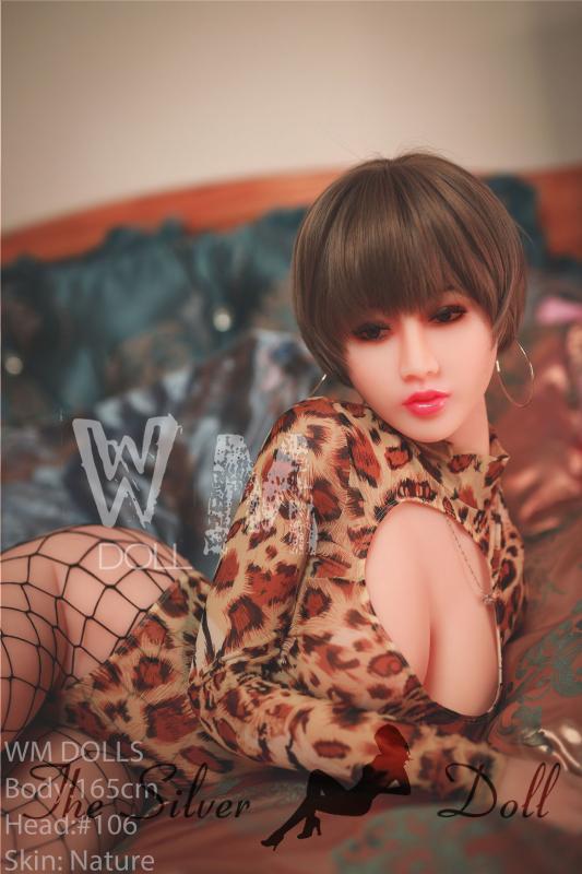 Yaojing in leopard leotard