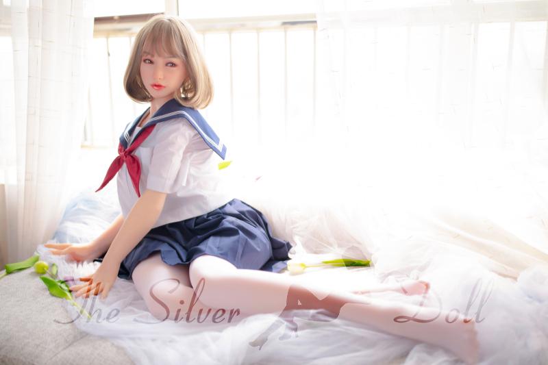 Jiujiu in Sailor Moon cosplay