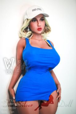 Justine en bikini jaune