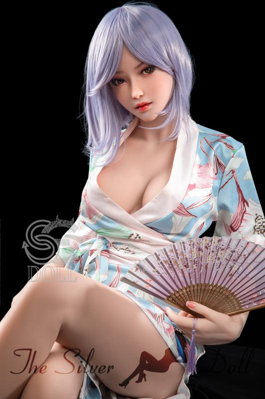 Murasaki with purple hair