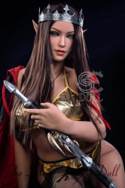 Luisa reina de las espadas