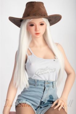 Hanako blonde with a hat