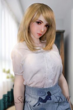 Sea Miko with blonde hair