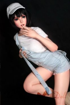 Igawa Ayako in a denim jumpsuit