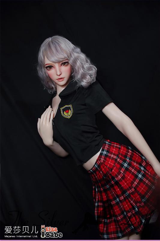 Nozomi Yoshida in tartan skirt