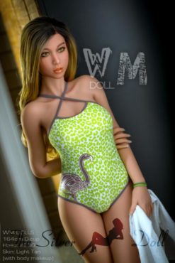 Evaline en maillot de bain vert