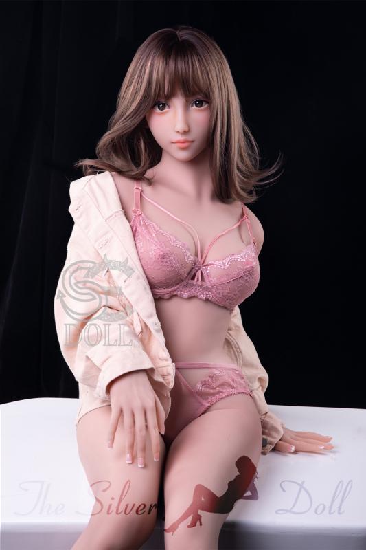 Kumi in pink lace lingerie