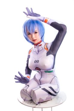 Arisu in white coverall