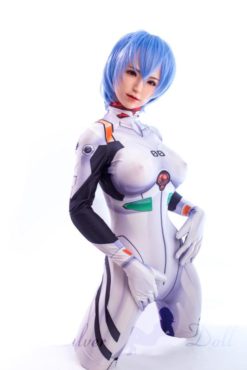 Arisu in white coverall