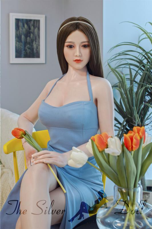 Helen in vestito azzurro