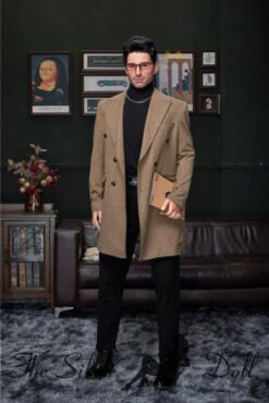 George en col roulé noir