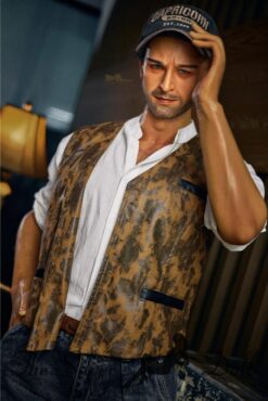 William con garras de superhéroe