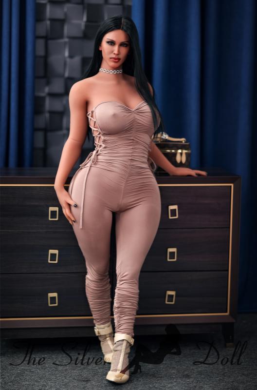 MelodyS with a tight grey dress