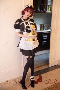 Iris femme de chambre sexy