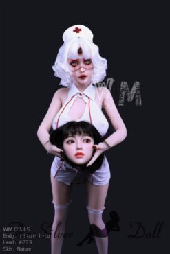 Pearl infermiera di halloween