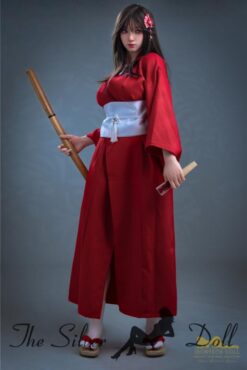 Miyuki in red kimono