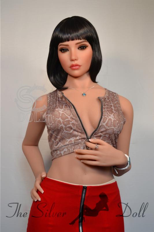 Jenny con varios trajes