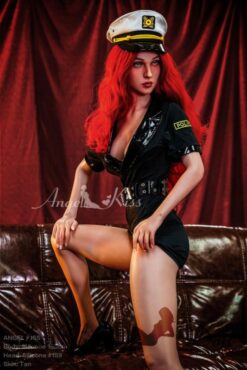 Maisy policière sexy