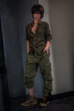 Dorian in completo casual verde