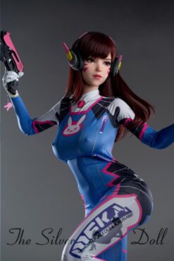 D.va en uniforme bleu