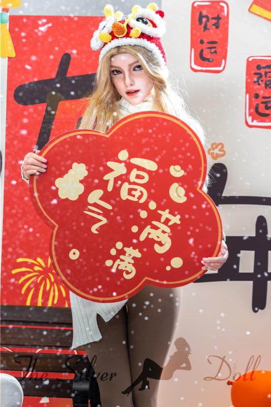 Vivian celebrates the Chinese New Year