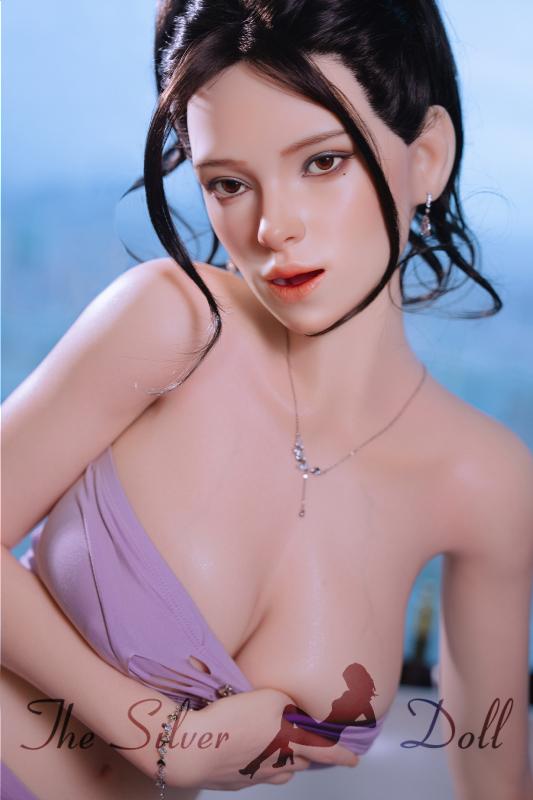 Magnolia in purple dress