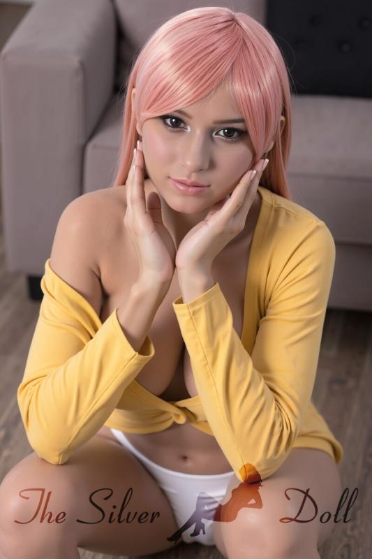 Tammy in yellow blouse