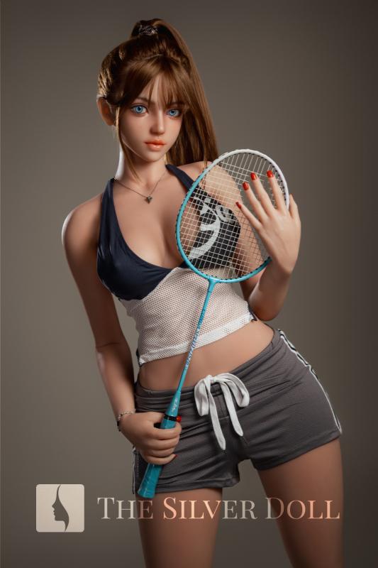 Zeki joue au badminton