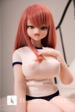 Akari avec les cheveux rose saumon