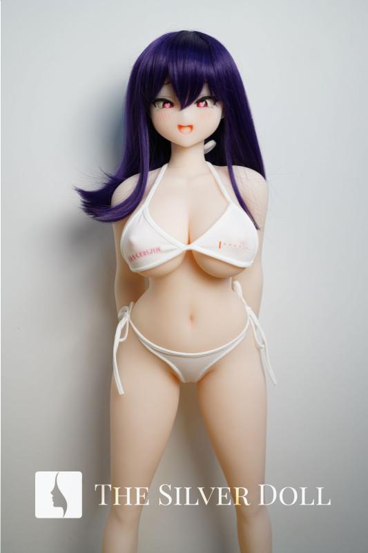 Aoi con i capelli viola