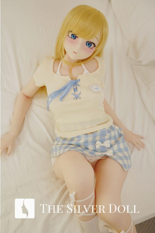 Akane blonde on her bed