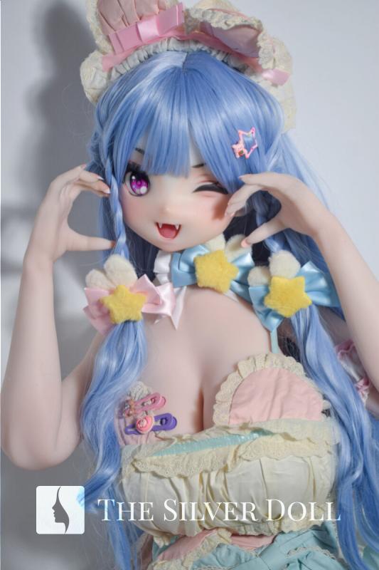 Takeuchi Yuki with light blue hair