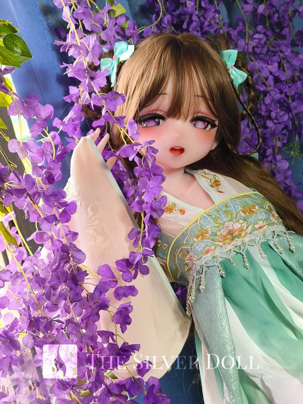 Suwabe Haruka among the flowers