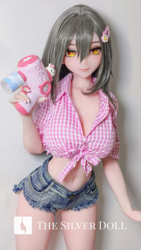 Mizuta Nina with a bubble gun